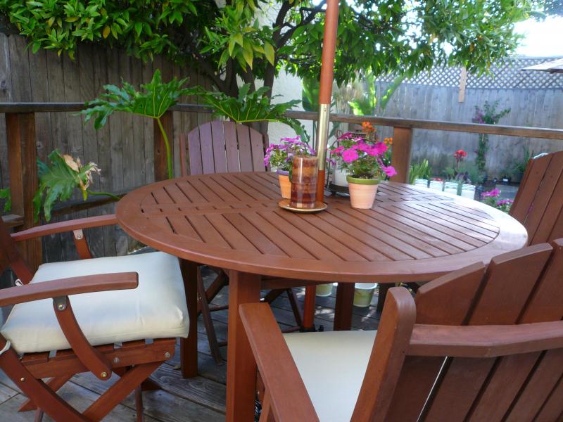 The Havenhurst: Bungalow Two- the deck